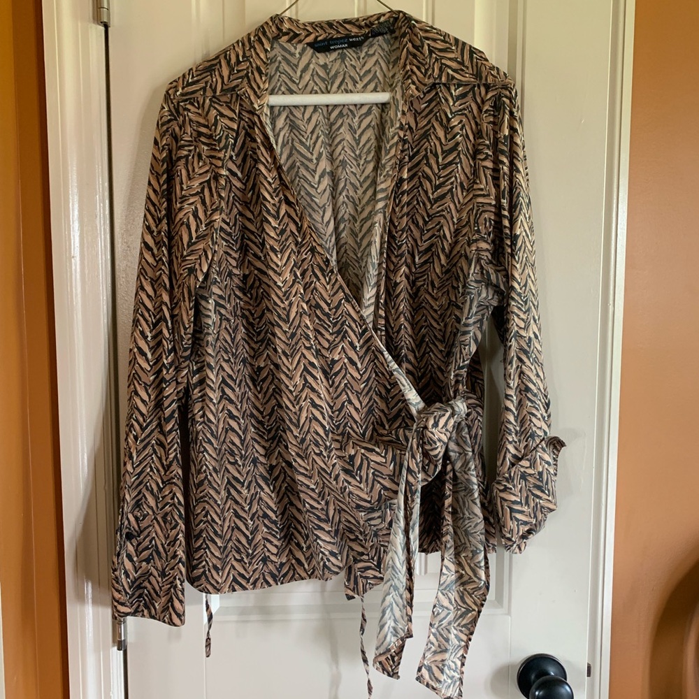 Ladies blouse